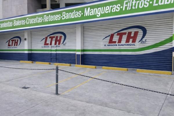 Renta de Local Comercial en Boulevard Ruiz Cortines, Tabasco 2000