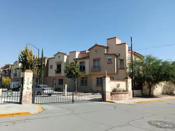 Casa en venta en Real Toledo, Pachuca de Soto, Hidalgo Casa en venta en Real Toledo, Pachuca de Soto, Hidalgo