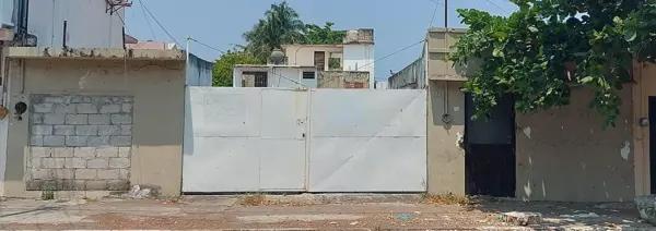 Venta de Inmueble en Col. Ignacio Zaragoza, Veracruz, Ver.