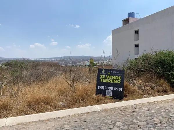 Terreno en VENTA en Circuito Peña Azul, El Mirador, Querétaro