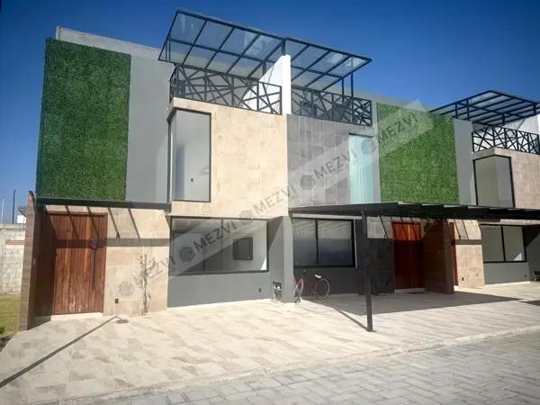 CASA EN VENTA DE 3 RECAMARAS- JARDIN – ROOF GARDEN, EN FRACCIONAMIENTO EN SAN PEDRO CHOLULA. CASA EN VENTA DE 3 RECAMARAS- JARDIN – ROOF GARDEN, EN FRACCIONAMIENTO EN SAN PEDRO CHOLULA.