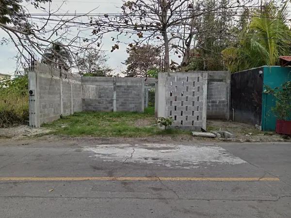 Venta de terreno con obra negra en Floresta 80 Venta de terreno con obra negra en Floresta 80