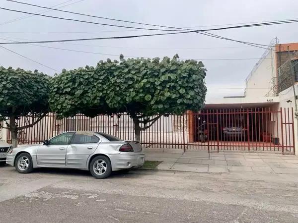 CASA EN VENTA  COLONIA LAS ROSAS EN GOMEZ PALACIO