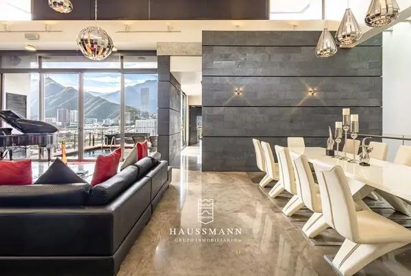 Casa en venta, Col. Vista Real, Valle Oriente