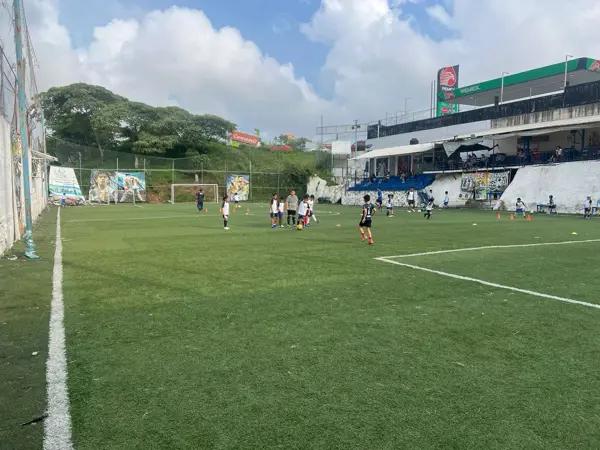 Campo de Futbol en Venta
