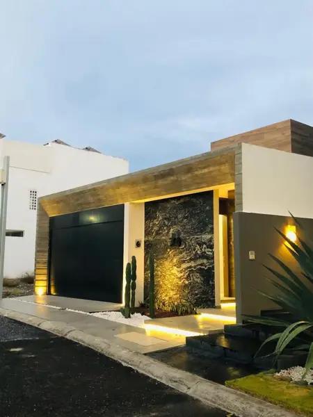VENDO CASA DE 1 NIVEL EN LA RIVIERA VERACRUZANA, CERCA DE WALMART EXPRESS