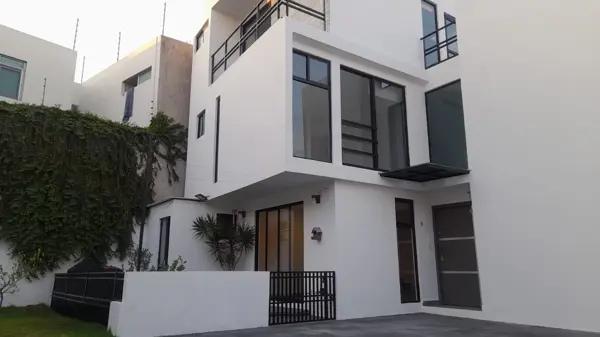 Casa en venta en Momoxpan, fraccionamiento residencial