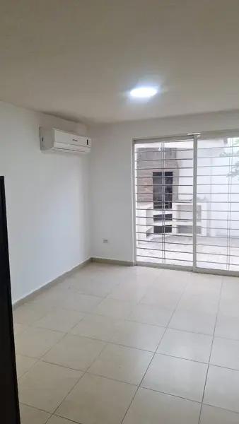 Casa en Renta en Misión Anáhuac zona Sendero Escobedo