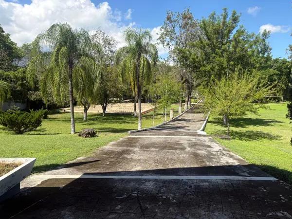 Quinta en venta al pie de la Carretera Nacional, Allende, NL