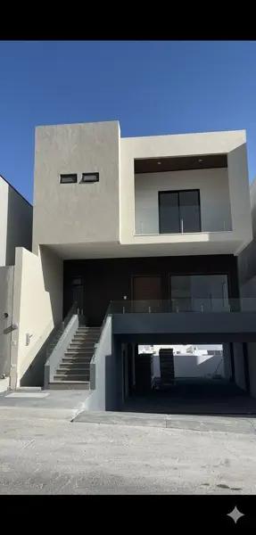 Casa en Venta en Dominio Cumbres Casa en Venta en Dominio Cumbres