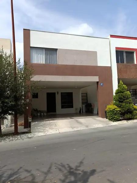 Casa en Venta en Montenova, García, N.L. - Amplia y Segura Casa en Venta en Montenova, García, N.L. - Amplia y Segura