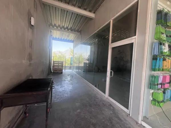 Local comercial en renta zona Dominio Cumbres
