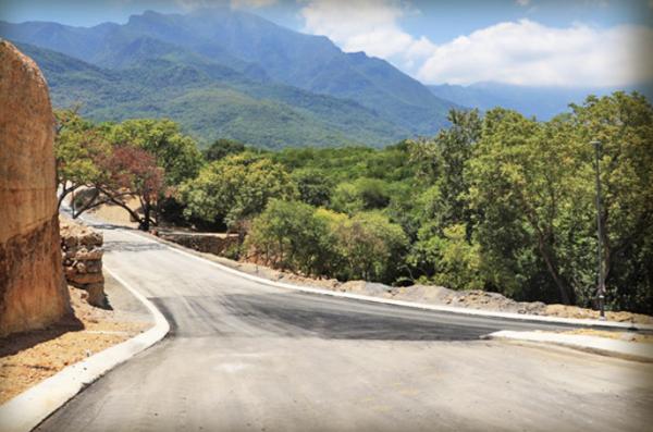 Terrenos Residenciales en Venta en Carretera Nacional, Santiago, NL