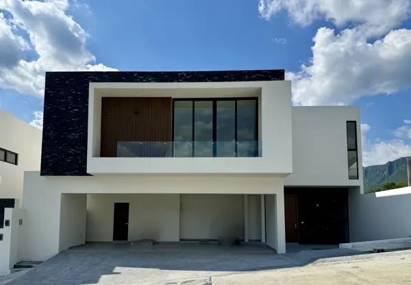 Casa en Venta en Monterrey, Carretera Nacional Casa en Venta en Monterrey, Carretera Nacional