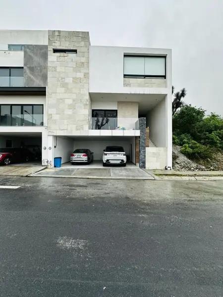 Casa en venta en Cumbres Elite