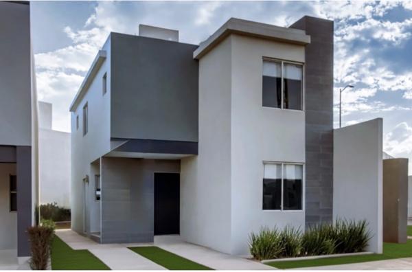 Casa en venta con recámara en planta baja en Triana Residencial