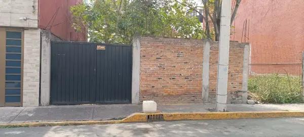 Terreno residencial en venta en Presidentes Ejidales, Coyoacán, CDMX