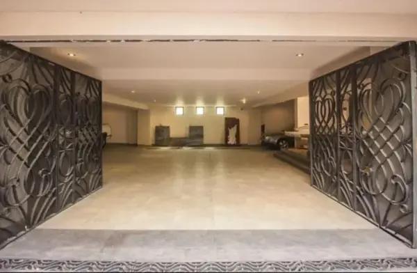 Preciosa casa 
Puerta de hierro 
Zapopan