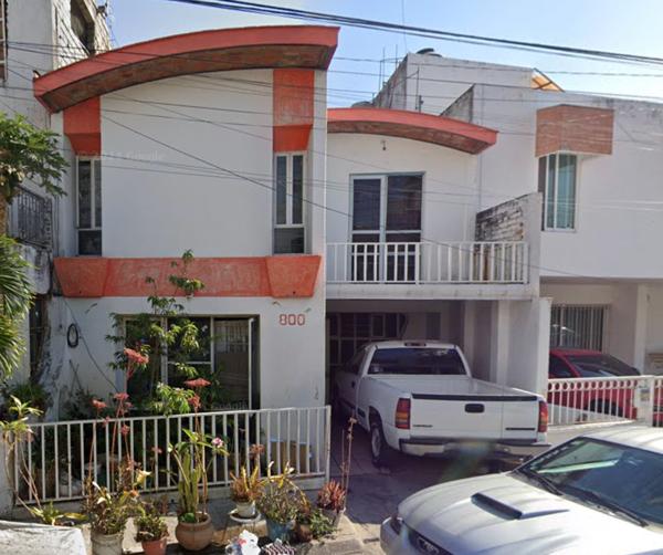 Casa en venta en Jardines Alcalde, Guadalajara, Jalisco