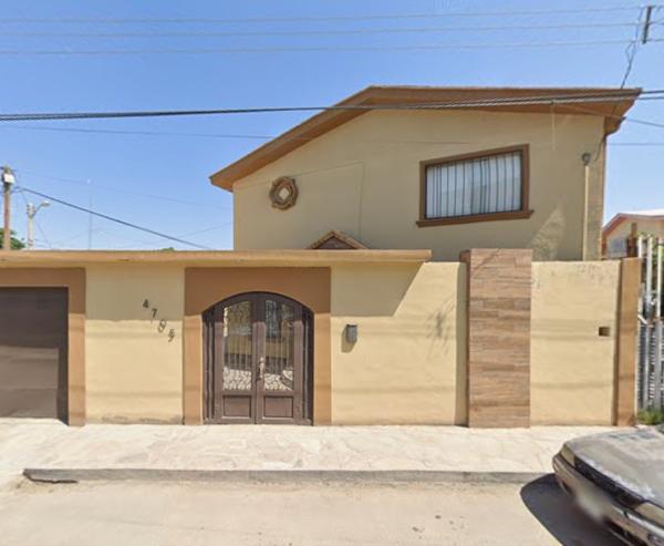 Casa en Venta en Juárez, Chihuahua con Espacios Amplios