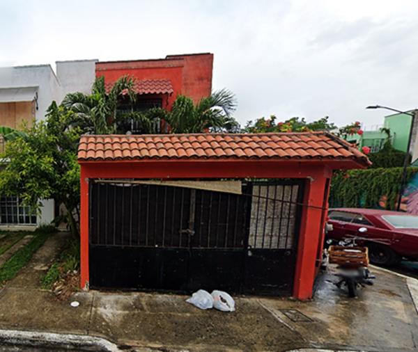 BONITA CASA EN VENTA EN PLAYA DEL CARMEN, QUINTANA ROO