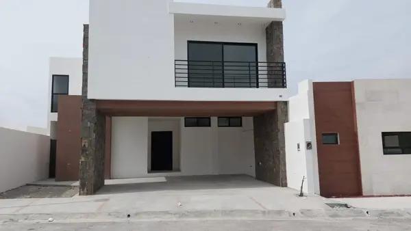 Estrene casa en fraccionamiento Las Huertas, Arteaga
