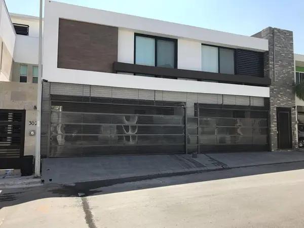 CASA EN VENTA EN CUMBRES ELITE CASA EN VENTA EN CUMBRES ELITE