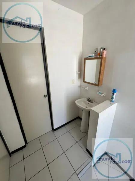 RENTA CASA 2 PISOS PRIVADA DOMINIO APODACA NL