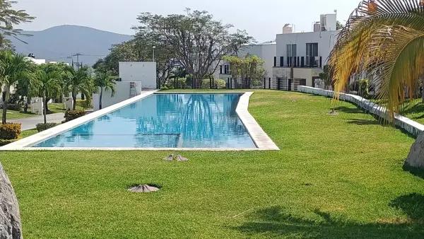 LINDA CASA CON ALBERCA