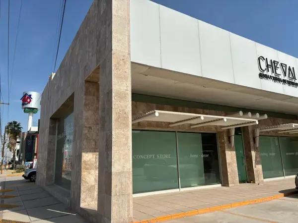 LOCAL CON OFICINAS BLVD. INDEPENDENCIA LOCAL CON OFICINAS BLVD. INDEPENDENCIA