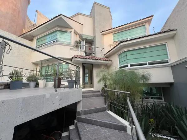 Casa en Fraccionamiento Lomas de Lindavista, Tlalnepantla de Baz - Amplia y Moderna Casa en Fraccionamiento Lomas de Lindavista, Tlalnepantla de Baz - Amplia y Moderna