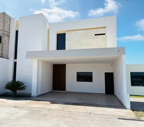 Casa en Venta con Recámara en planta Baja Cortijo las Trojes