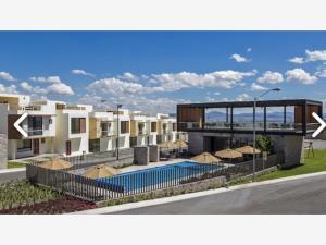Casa en Renta en Cumbres de Juriquilla, Querétaro - Espaciosa y Funcional