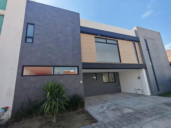 Casa en Venta en  Fraccionamiento Zona San Pedro Cholula
Excelente oportunidad atractiva y con excel