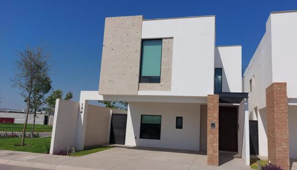 Casa a la venta en el sector de Senderos, amenidades equipadas el lugar ideal para vivir!! Casa a la venta en el sector de Senderos, amenidades equipadas el lugar ideal para vivir!!
