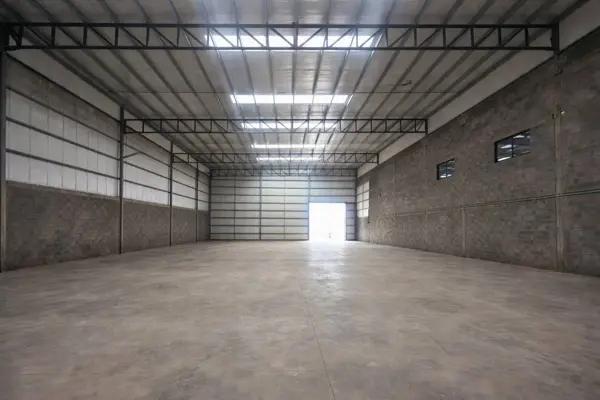 BODEGA INDUSTRIAL EN VENTA EN AVENIDA VENCEREMOS, CHIHUAHUA