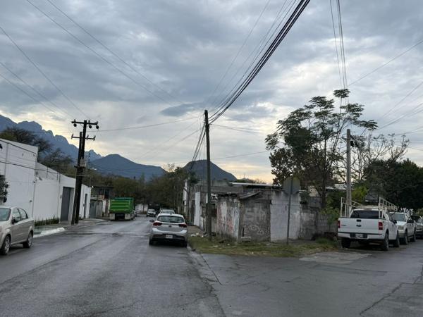 TERRENO EN VENTA EN CARRETERA NACIONAL TERRENO EN VENTA EN CARRETERA NACIONAL