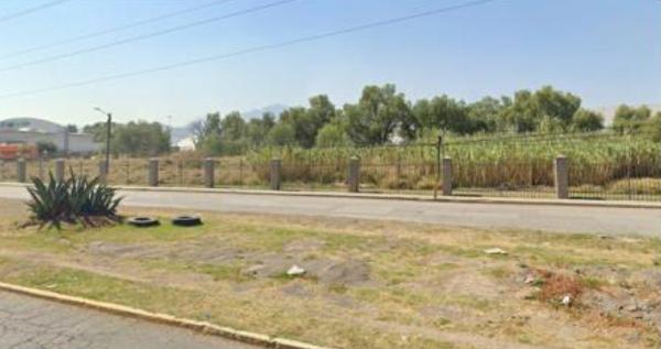 SE RENTA PATIO DE MANIOBRAS EN TULTEPEC