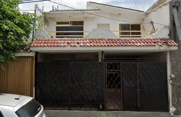 Espaciosa y Céntrica: La casa que buscabas en Guadalajara Espaciosa y Céntrica: La casa que buscabas en Guadalajara