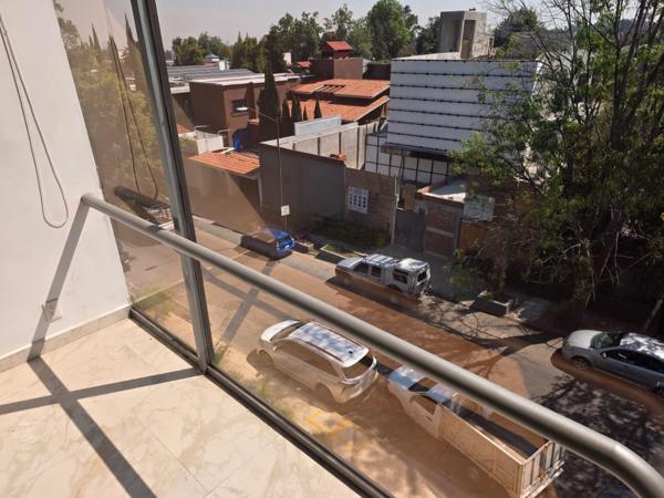 Venta de Oficina en Bosques de las Lomas, 83 m2, Ciudad de México