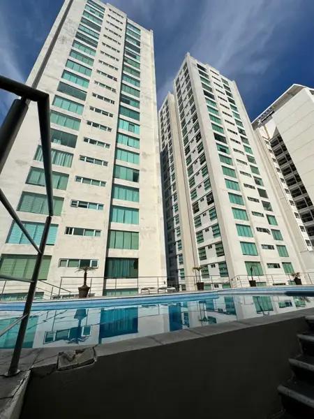 RENTO DEPARTAMENTO CON O SIN MUEBLES FRENTE A PLAZA AMERICAS