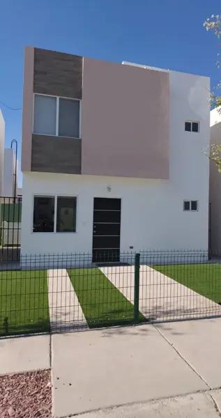 Casa a la venta en cerrada Cantera, La Joya, Torreón Casa a la venta en cerrada Cantera, La Joya, Torreón