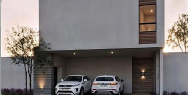 Casa en Venta en Paseo Aurea, Torreón - Ubicación Estratégica y Espacios Generosos Casa en Venta en Paseo Aurea, Torreón - Ubicación Estratégica y Espacios Generosos