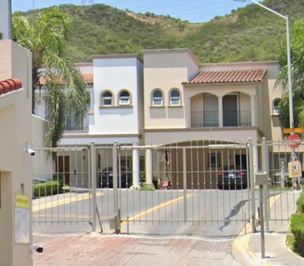 Venta de casa en Hacienda de las Sierra en San Pedro Garza Garcia N.L. en Recuperacion MB06 Venta de casa en Hacienda de las Sierra en San Pedro Garza Garcia N.L. en Recuperacion MB06