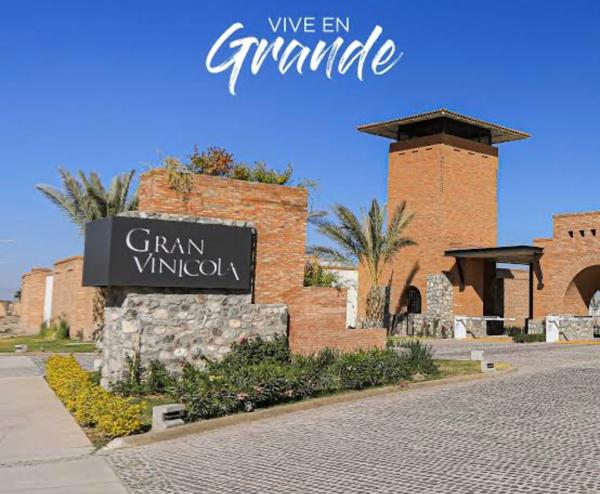 Fraccionamiento La Gran Vinícola 
TERRENO EN VENTA