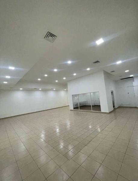 Bodega y oficinas en renta en Monterrey