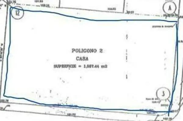 Terreno de uso Comercial con casa para derrumbar en El Rosario Terreno de uso Comercial con casa para derrumbar en El Rosario
