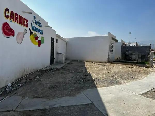 Casa en Venta con uso de Suelo Mixto en Lanín, Vista Montaña García Nuevo León Casa en Venta con uso de Suelo Mixto en Lanín, Vista Montaña García Nuevo León