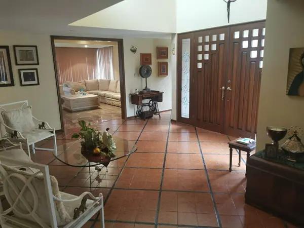 Casa en Venta en Balcones del Valle, San Pedro Garza Garcia