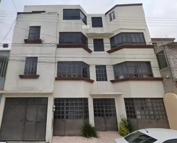 Venta de Edificio con 22 habitaciones para estudiantes